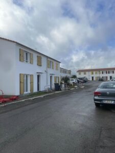 Isolation & Installation de Volets Roulants à Noyon (60) – Pavillon Individuel