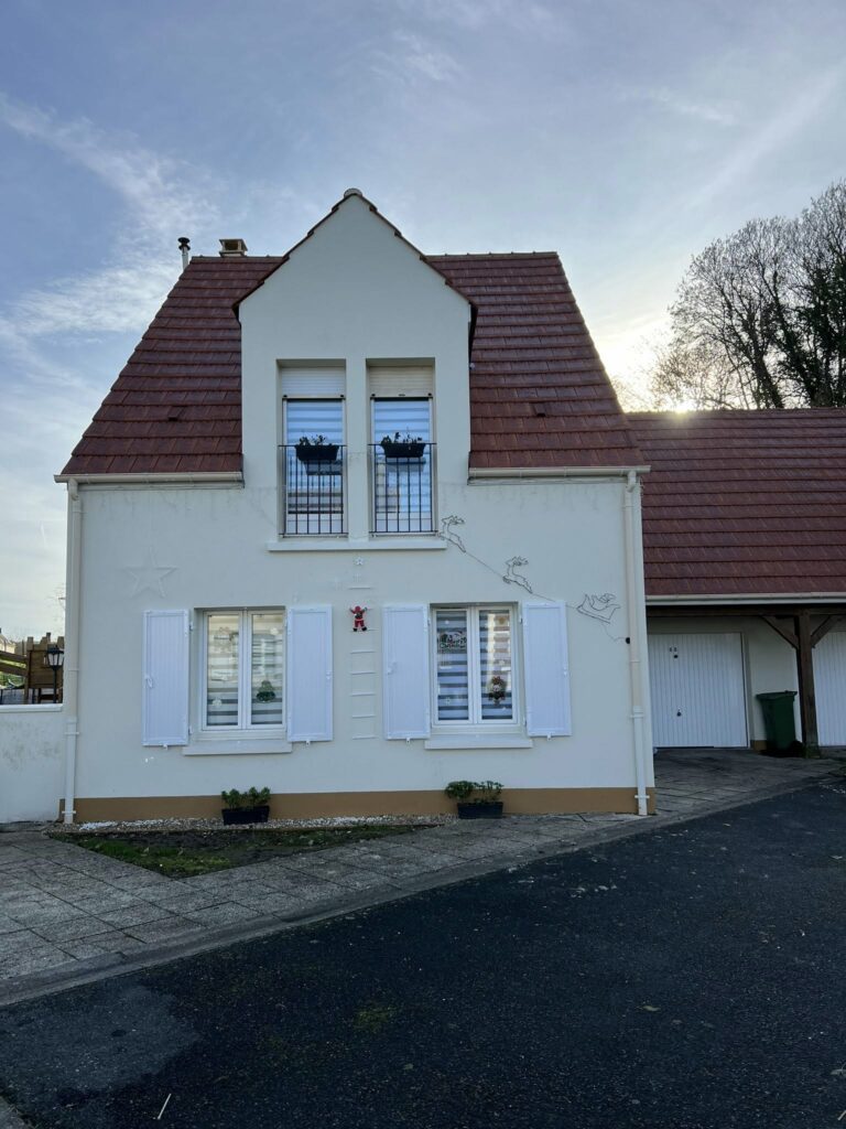 Rénovation de Toiture, Façade & Menuiserie à Caen (60) - SARL ASSILE