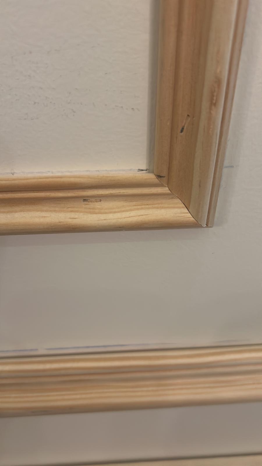 L’élégance des moulures en bois (Paris 7ème) L’Art de la Menuiserie au Service de votre Intérieur